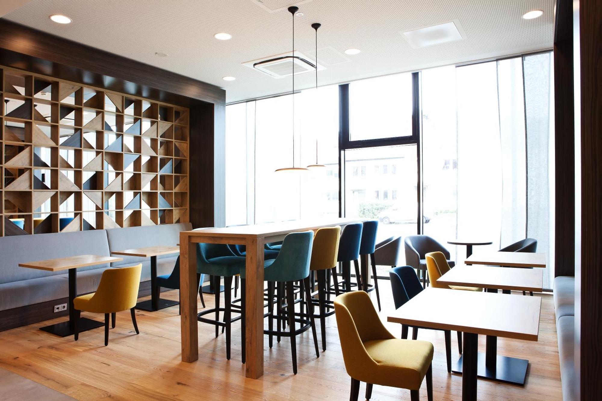 Hampton By Hilton Aachen Tivoli Hotel Ngoại thất bức ảnh